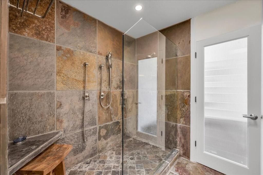 Image 25 of property listing at 130 W Racquet Club Road 505, Palm Springs, CA 92262