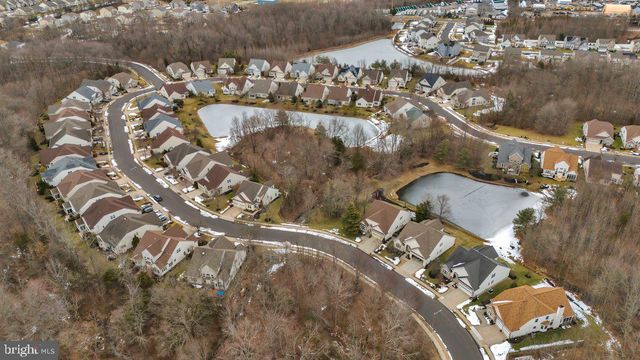 16 LOWELL DR, Marlton, NJ 08053