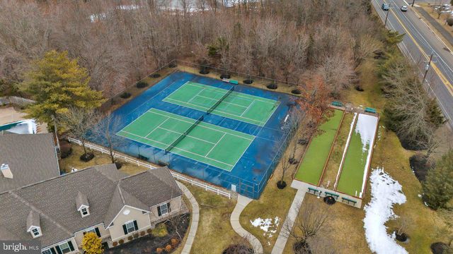 16 LOWELL DR, Marlton, NJ 08053