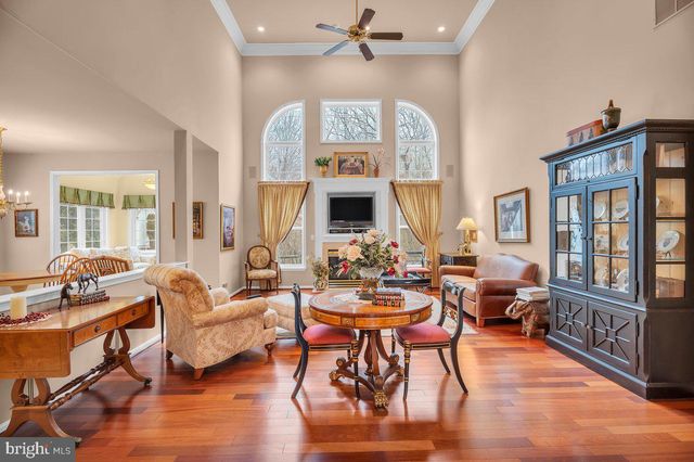 16 LOWELL DR, Marlton, NJ 08053