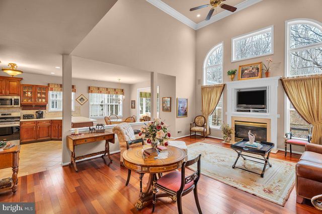 16 LOWELL DR, Marlton, NJ 08053