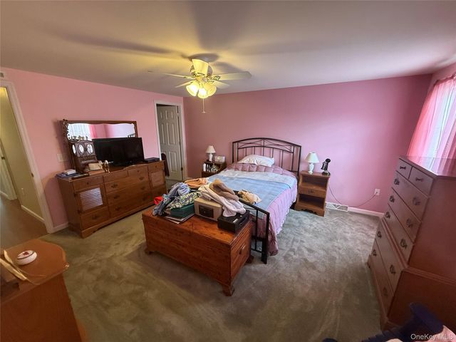 312 Brittany Terrace 312, Rock Tavern, NY 12575