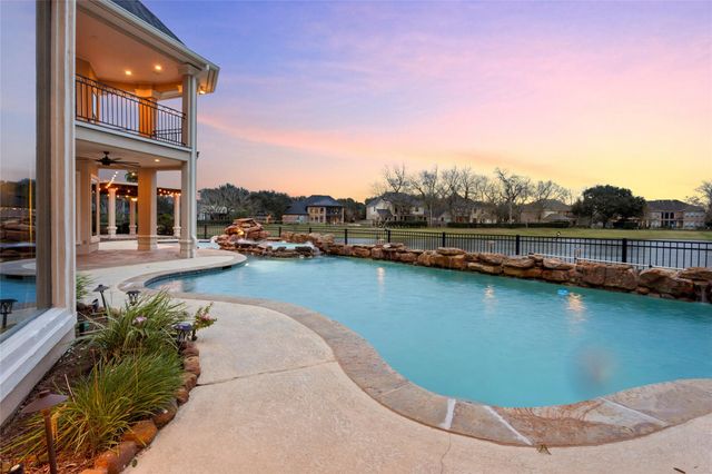 14 Sullivans Landing, Missouri City, TX 77459