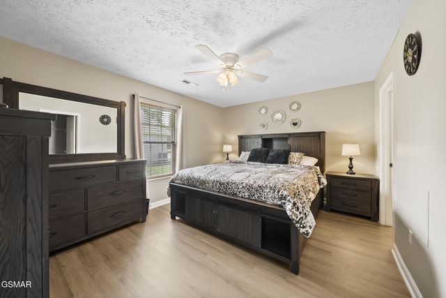 1733 Snapp Road, Sevierville, TN 37862