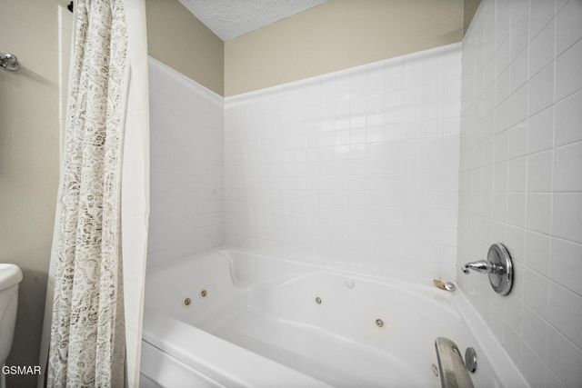 1733 Snapp Road, Sevierville, TN 37862