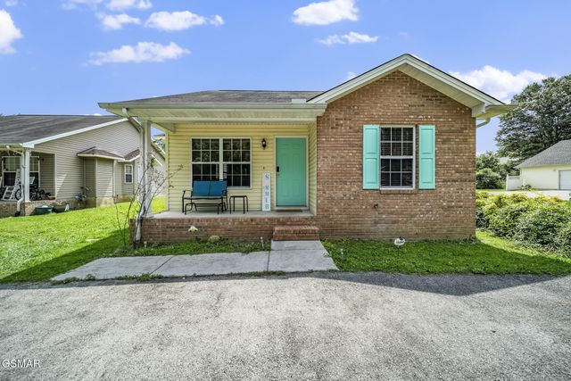 1733 Snapp Road, Sevierville, TN 37862