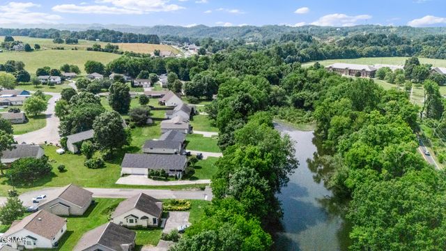 1733 Snapp Road, Sevierville, TN 37862