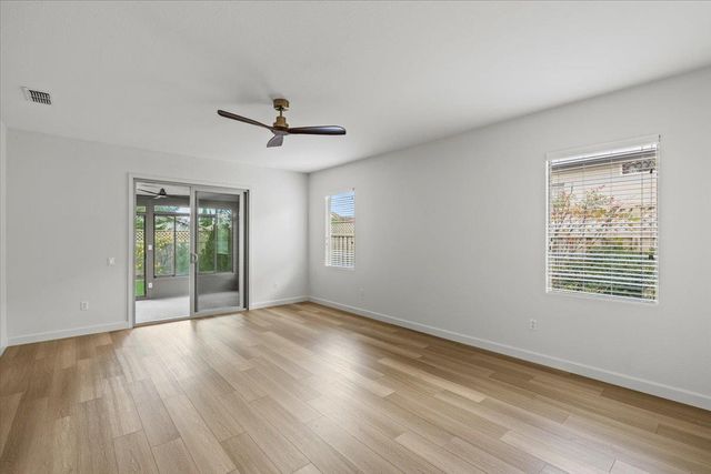 2694 Woodacre Ln, Lincoln, CA 95648