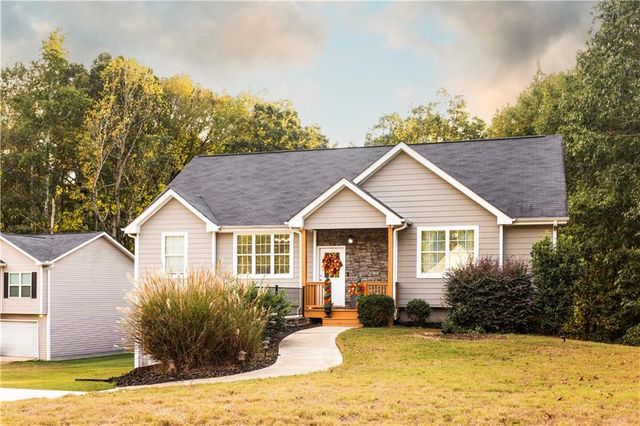 355 Conner Court, Social Circle, GA 30025