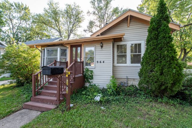 964 N Lewis Avenue, Waukegan, IL 60085
