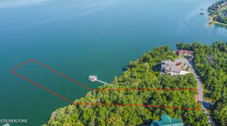 Fishtail Cove, Dandridge, TN 37725