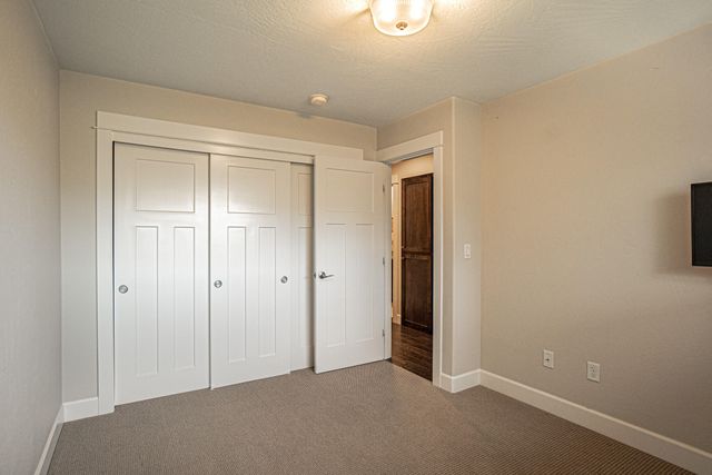 583 Plum Ridge Court, Ashland, OR 97520