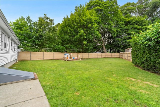 17 Golini Drive, Johnston, RI 02919