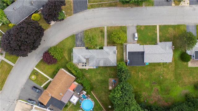 17 Golini Drive, Johnston, RI 02919