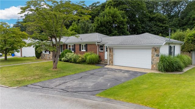 17 Golini Drive, Johnston, RI 02919