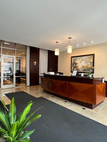 807 DAVIS Street 1308, Evanston, IL 60201