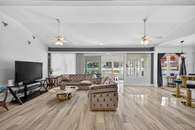 411 DEL MAR DRIVE, Lady Lake, FL 32159