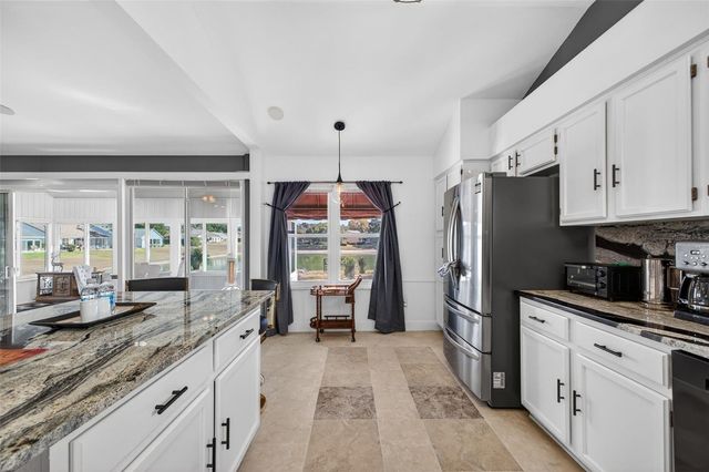 411 DEL MAR DRIVE, Lady Lake, FL 32159