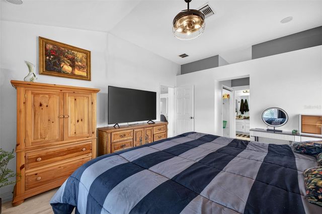 411 DEL MAR DRIVE, Lady Lake, FL 32159