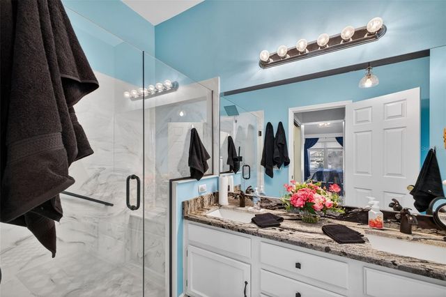 411 DEL MAR DRIVE, Lady Lake, FL 32159