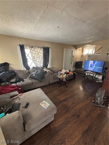 4316 E 119th Street, Cleveland, OH 44105