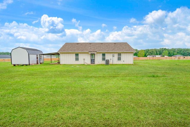 134 Private Road 43790, Paris, TX 75460