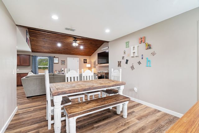 134 Private Road 43790, Paris, TX 75460