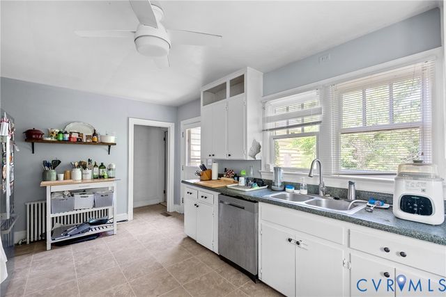 702 Irving St, Farmville, VA 23901