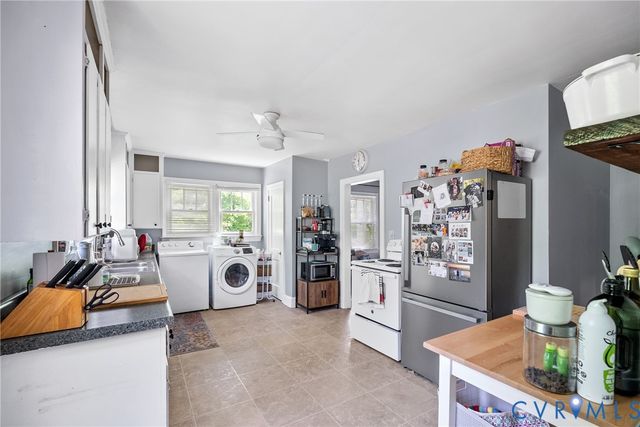 702 Irving St, Farmville, VA 23901