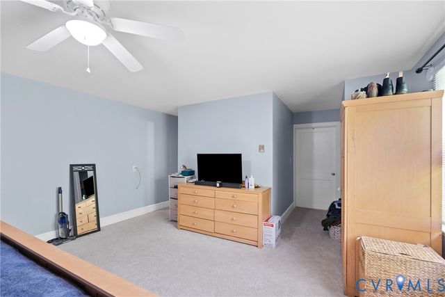 702 Irving St, Farmville, VA 23901