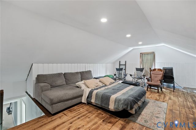 702 Irving St, Farmville, VA 23901