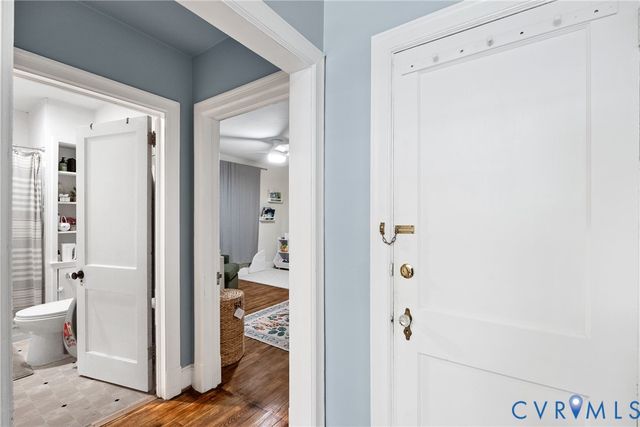 702 Irving St, Farmville, VA 23901