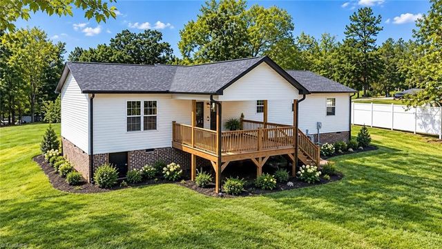 3760 Meadowbrook Drive, Trinity, NC 27370