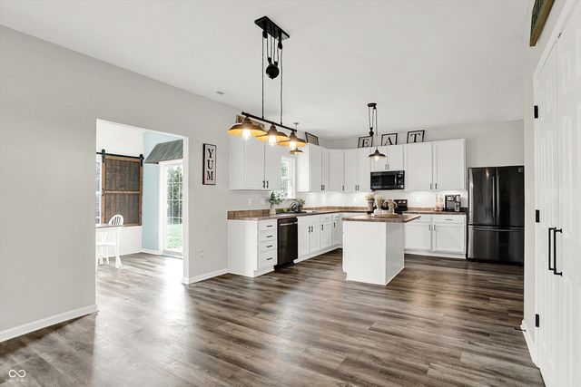 1722 Cape Hatteras Court, Brownsburg, IN 46112