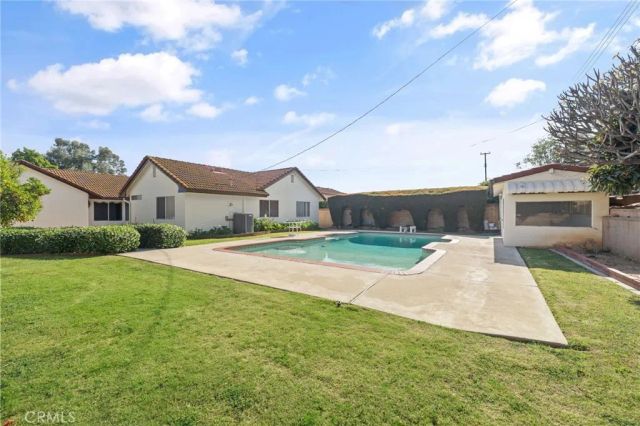 1319 Las Lomas, Brea, CA 92821