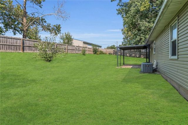 901 E Washington Street, Carrollton, MO 64633