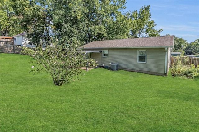 901 E Washington Street, Carrollton, MO 64633