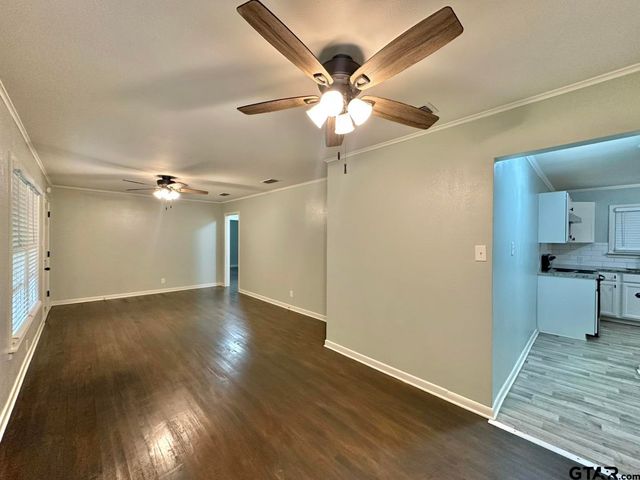 1121 Elizabeth Drive, Tyler, TX 75701