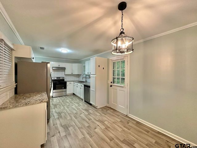 1121 Elizabeth Drive, Tyler, TX 75701