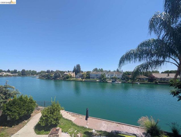 4958 Bay View CIR, Stockton, CA 95219