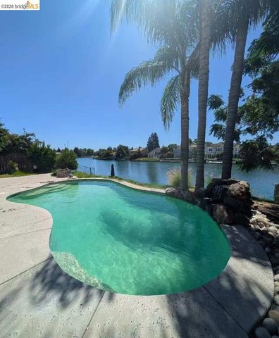 4958 Bay View CIR, Stockton, CA 95219