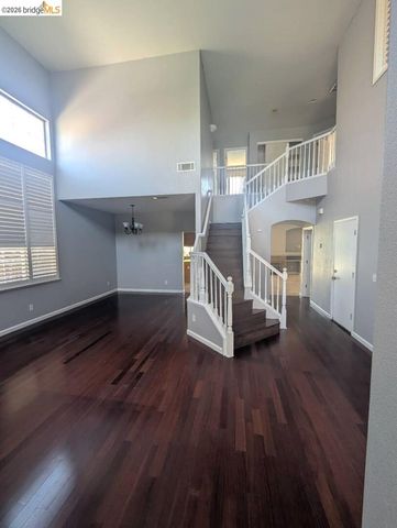 4958 Bay View CIR, Stockton, CA 95219