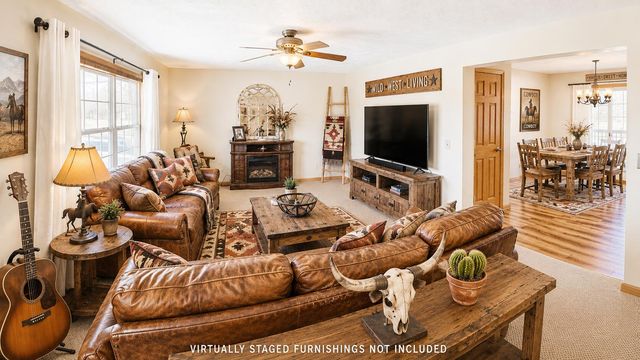 235 Iowa Colony Road, Hollister, MO 65672