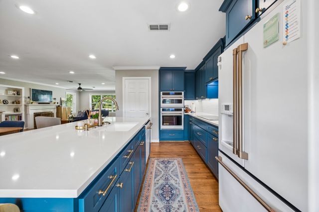 9934 Galway Drive, Dallas, TX 75218
