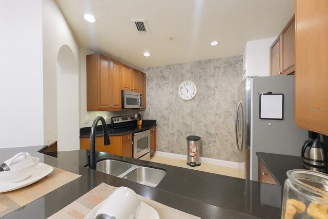 7505 MOURNING DOVE CIRCLE 302, Kissimmee, FL 34747