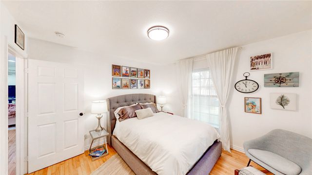 1961 Morris Street, Dallas, TX 75212