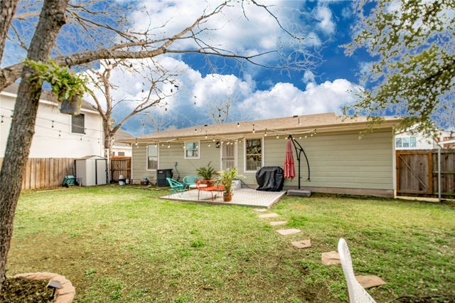 1961 Morris Street, Dallas, TX 75212