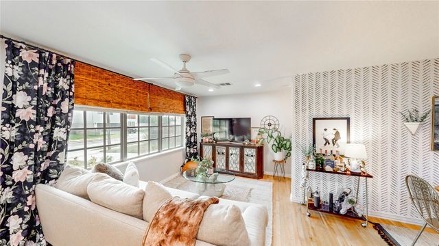 1961 Morris Street, Dallas, TX 75212