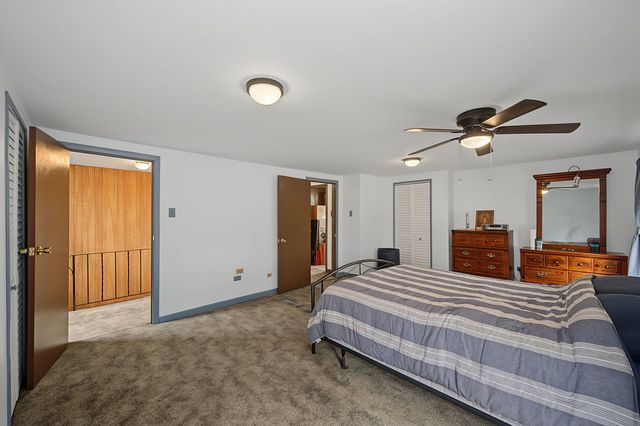 11022 S State Line Road, Chicago, IL 60617