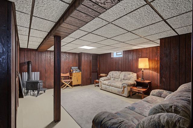 11022 S State Line Road, Chicago, IL 60617